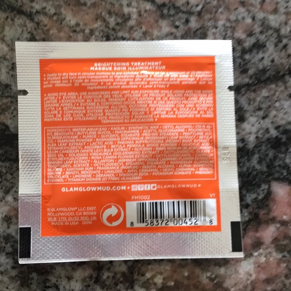 9 glamglow masks! Glamglow Treatment masques! - Picture 8 of 8